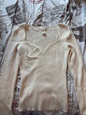 Cream Ribbed Long Sleeve Top with Notch Neckline H&M